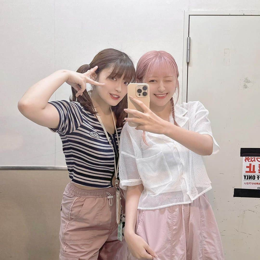 古谷柚里花さんのインスタグラム写真 - (古谷柚里花Instagram)「👖🩰🎀🌷 #アプガ #アイドル #ピンクヘア #ピンク髪 #pinkhair #retrogirl #ootd #韓国ファション #y2k」7月28日 16時18分 - uugirl_new_yurika