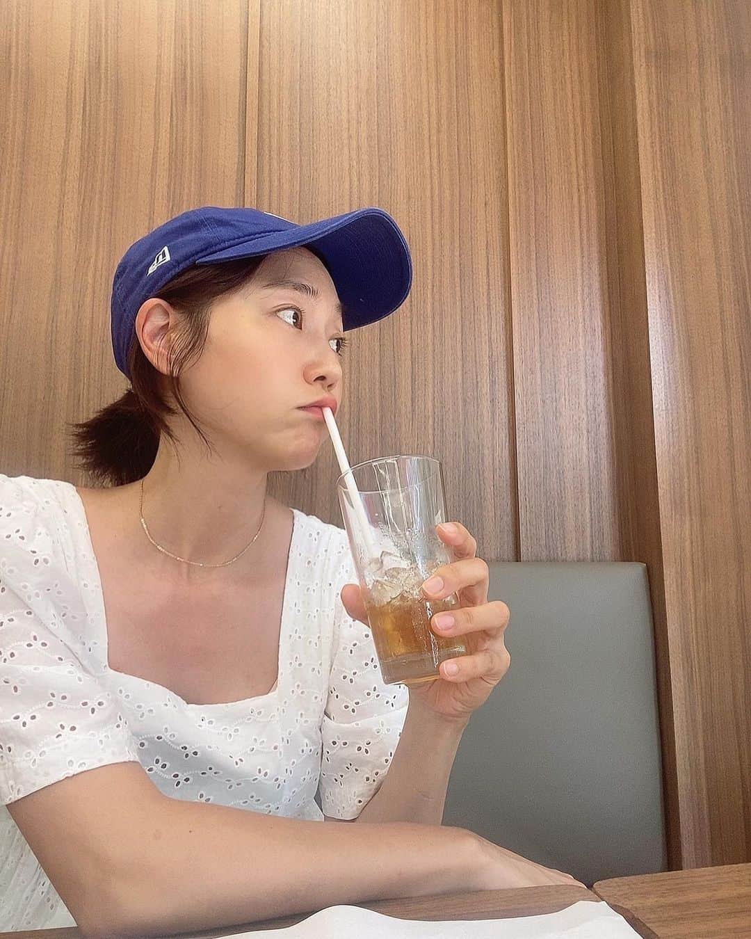 ハ・シウンさんのインスタグラム写真 - (ハ・シウンInstagram)「차점검 맡기고 베이글 냠냠🥯 . . . . . #크림베이글#구리카페#크림베이글구리점」7月28日 17時10分 - haase428