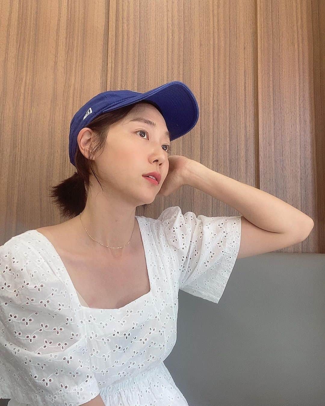 ハ・シウンさんのインスタグラム写真 - (ハ・シウンInstagram)「차점검 맡기고 베이글 냠냠🥯 . . . . . #크림베이글#구리카페#크림베이글구리점」7月28日 17時10分 - haase428