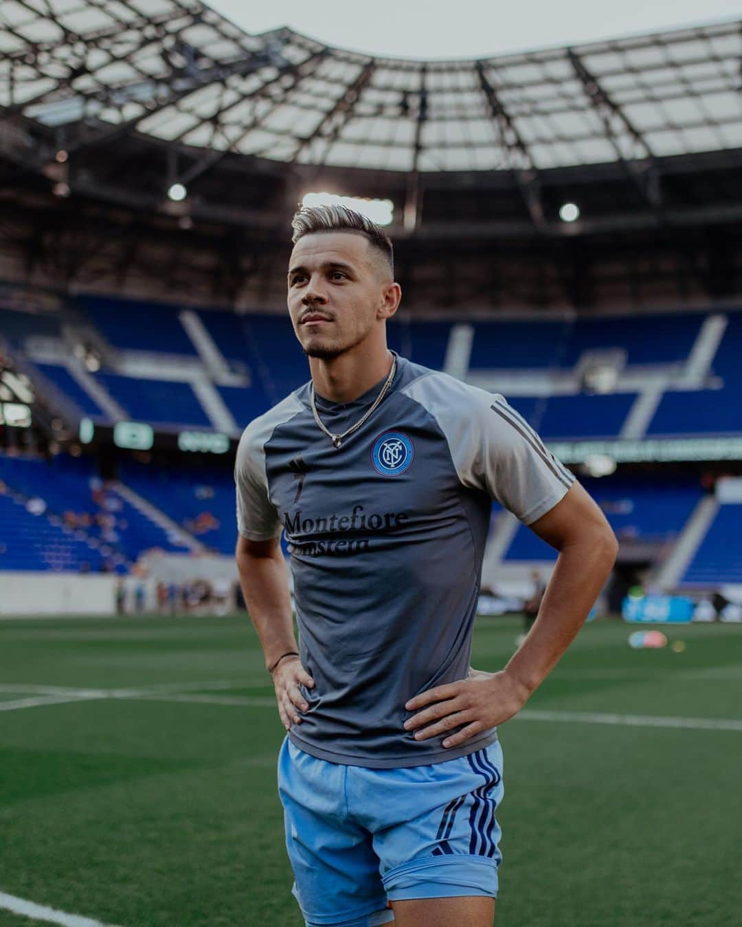 アルフレッド・モラレスさんのインスタグラム写真 - (アルフレッド・モラレスInstagram)「Well deserved win and strong performance! 5 goals and a clean sheet! Let’s go @nycfc 💙 On to the next round @leaguescup」7月28日 8時48分 - alfredo1008