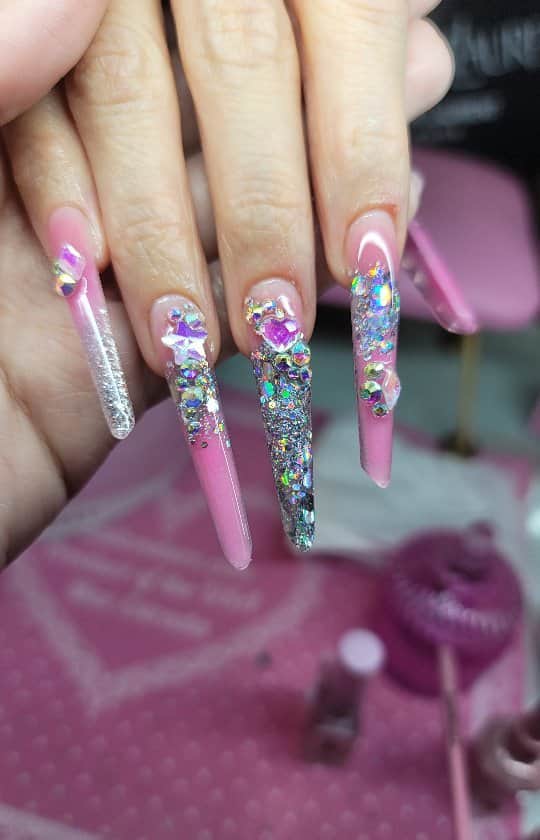 Max Estradaのインスタグラム：「Enailcouture.com 123go xxl sculpture pipe  Enailcouture.com shinee star glitter gel top coats, no wipe formula. Vegan,  Hypoallergenic and hema free.  Made in America 🇺🇸  Enailcouture.com  #nailartwow #gelpolish #nailsartvideos #nails #gelnails #nailart #notd #nailcolor #nailsalon #nailsalon #nailsvideotutorial #nailtech #nailsupply #nailsonfleek #fyp #nailsart」