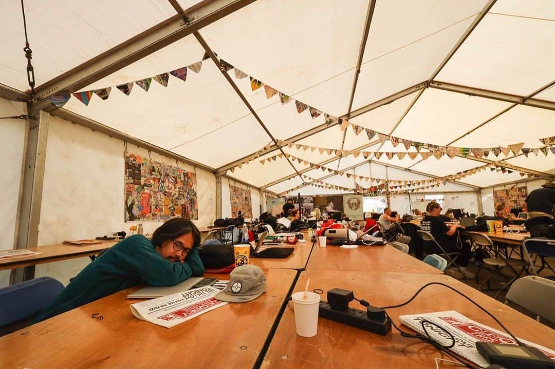 後藤正文のインスタグラム：「#glastonburyfestival   Photographer @mitch_ikeda」