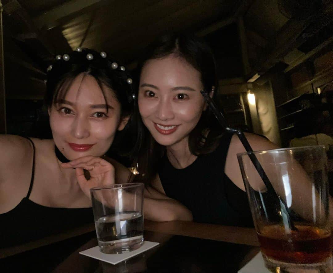 佐藤乃莉のインスタグラム：「あかりちゃんの健やかかつ 艶やかな美しさには目を見張る🌹 地にしっかりと足がついてる彼女 まさにプリマの貫禄🩰✨☺️  #beautiful #friends #night」