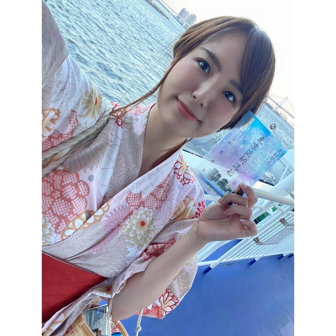 舘谷春香さんのインスタグラム写真 - (舘谷春香Instagram)「東京湾納涼船の乗船記念・御船印が 納涼船内でも買えるようになりました！⛴🌟  6階DJブース周辺で販売しております！1枚700円！クリアで素敵！ ご購入いただいた方には私たちナビゲーターが日付をお入れします！ ご希望の方にはお名前やサインもお入れします！🥹✨  昨日もたくさんご購入いただきましたー！ありがとうございました⛴🌟 旅の思い出にぜひゲットしてください☺️  #東京湾納涼船 #納涼船 #東京湾納涼船2023 #御船印 #東海汽船 #船 #船旅 #さるびあ丸 #浴衣 #浴衣女子 #浴衣ヘアアレンジ #ナビゲーター #クルージングナビゲーター」7月28日 10時51分 - tty0250hrk