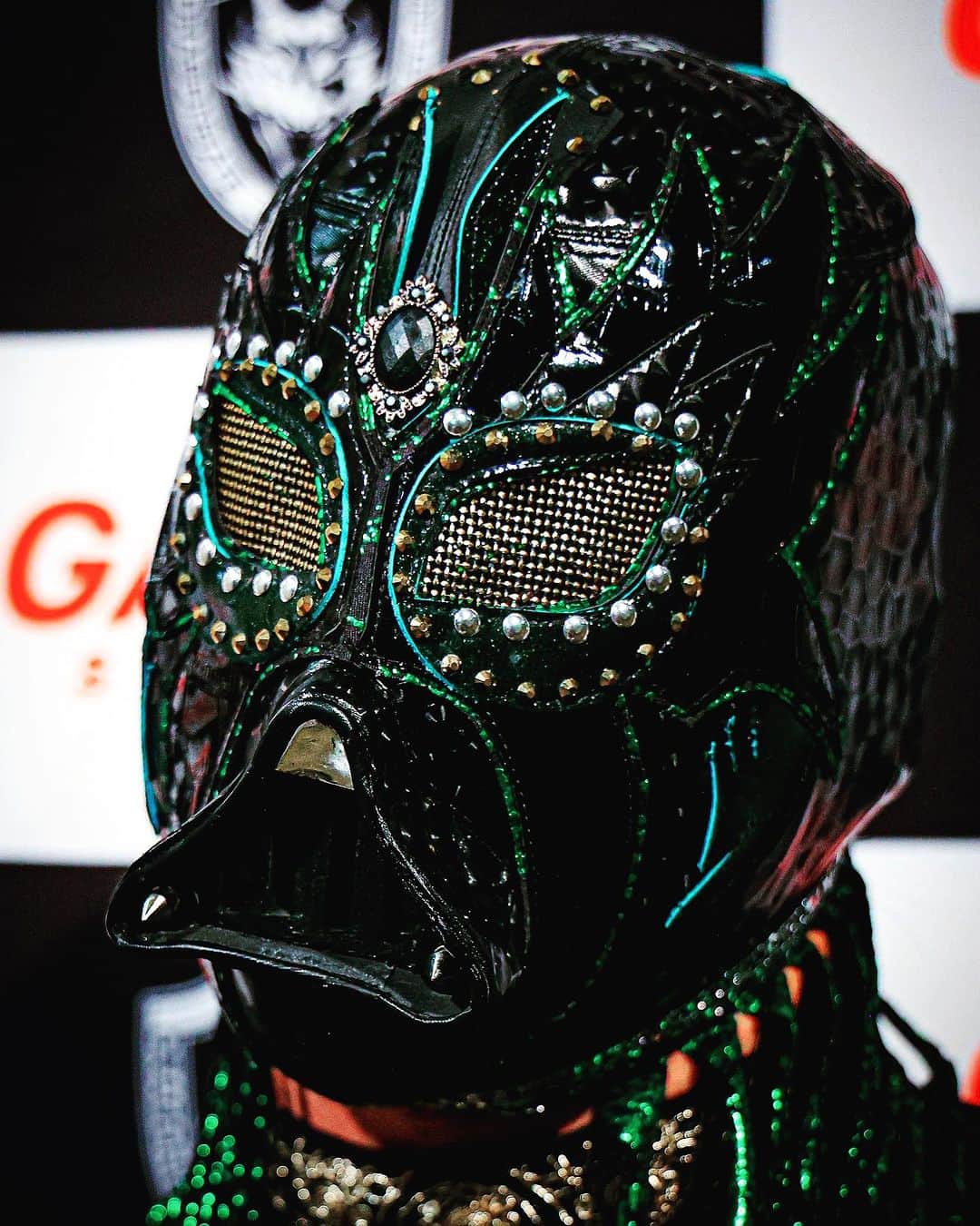 のインスタグラム：「🐦‍⬛💀🐦‍⬛  📸@issitamarie  #Z_Brats#dragongate#prowrestling#shunskywalker#dragongatenetwork#luchalibre#lucha#fitness#training#gym#workout#diet#bodymake#followme#シュンスカイウォーカー#ドラゴンゲート#プロレス#プロレスラー#フィットネス#トレーニング#ジム#格闘技#格闘家#筋トレ#神戸#土岐#多治見」