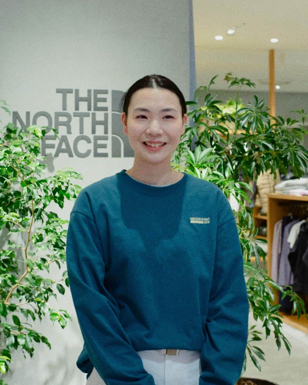 THE NORTH FACE JAPANさんのインスタグラム写真 - (THE NORTH FACE JAPANInstagram)「【NEVER STOP _ING 2023】  Episode 2:  NEVER STOP READING THE NOTHE FACE+ 札幌ステラプレイス | 宮田麻伊  「本を読むことでいろんな世界に行くことができる」 _  動画本編、特設ウェブサイト、インタビュー記事、プロダクト詳細はプロフィール内リンクからご覧ください。  #thenorthface #tnfjp #neverstopexploring #neverstop_ing #reading #hokkaido #Stellarplace #ザノースフェイス #札幌ステラプレイス」7月28日 12時00分 - thenorthfacejp