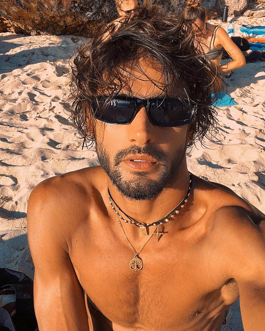 マーロン・テシェイラさんのインスタグラム写真 - (マーロン・テシェイラInstagram)「—- TERIMA KASIH BALI 🇮🇩❤️‍🔥🫶🏽 —-   “An expression of gratitude from the island of the gods.”  LOKAH SAMASTAH SUKHINO BHAVANTU 🙌🙏🙌」7月28日 12時08分 - marlontx