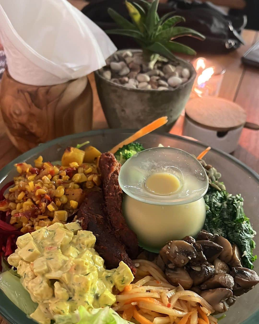 マーロン・テシェイラさんのインスタグラム写真 - (マーロン・テシェイラInstagram)「—- TERIMA KASIH BALI 🇮🇩❤️‍🔥🫶🏽 —-   “An expression of gratitude from the island of the gods.”  LOKAH SAMASTAH SUKHINO BHAVANTU 🙌🙏🙌」7月28日 12時08分 - marlontx