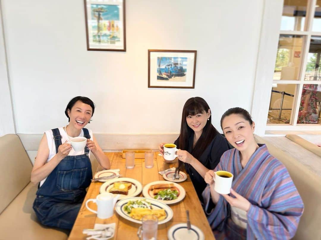 川原亜矢子のインスタグラム：「朝活✨」
