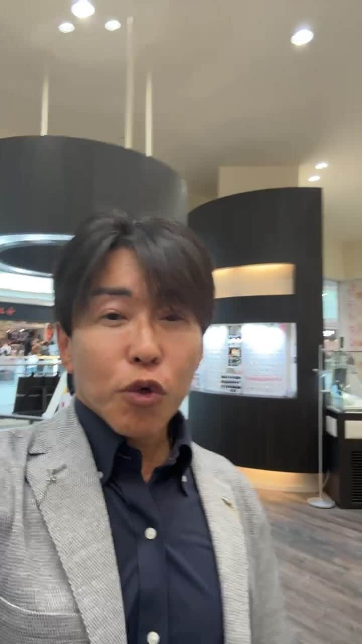 中野猛のインスタグラム：「奈良県のAEON MALL橿原にあるGEMCEREY の姉妹店DICHA に来ました！ #jewelry #DICHA #GEMCEREY」