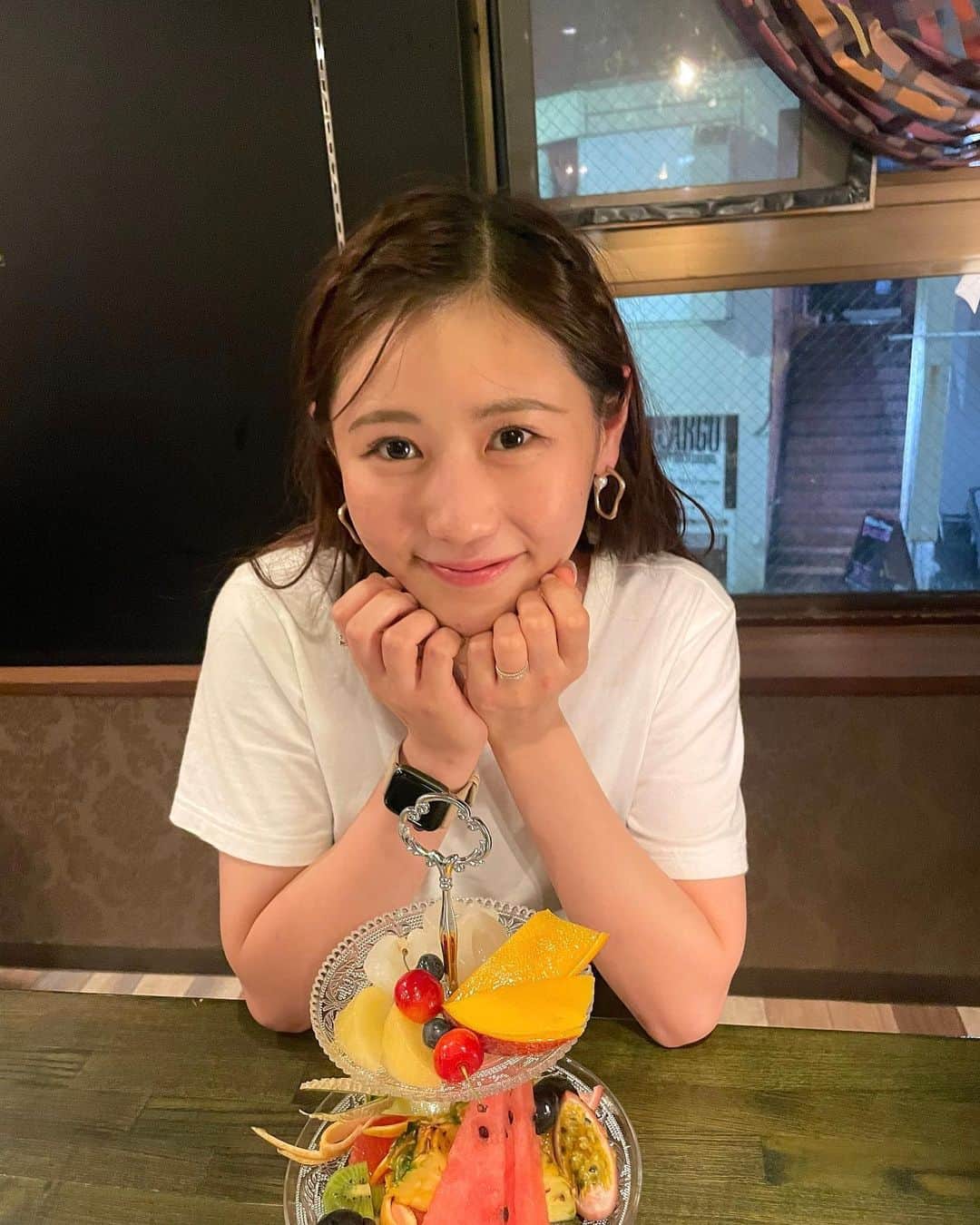 西野未姫のインスタグラム：「最近食べてばっかり🥹🥹  #フルーツ大野 #宮崎 #そろそろ食事切り替えないと #人と食べる時は楽しんで食べる #その代わり1人の時はヘルシーに #その考えで運動増やそうと #食べたいから動こう」