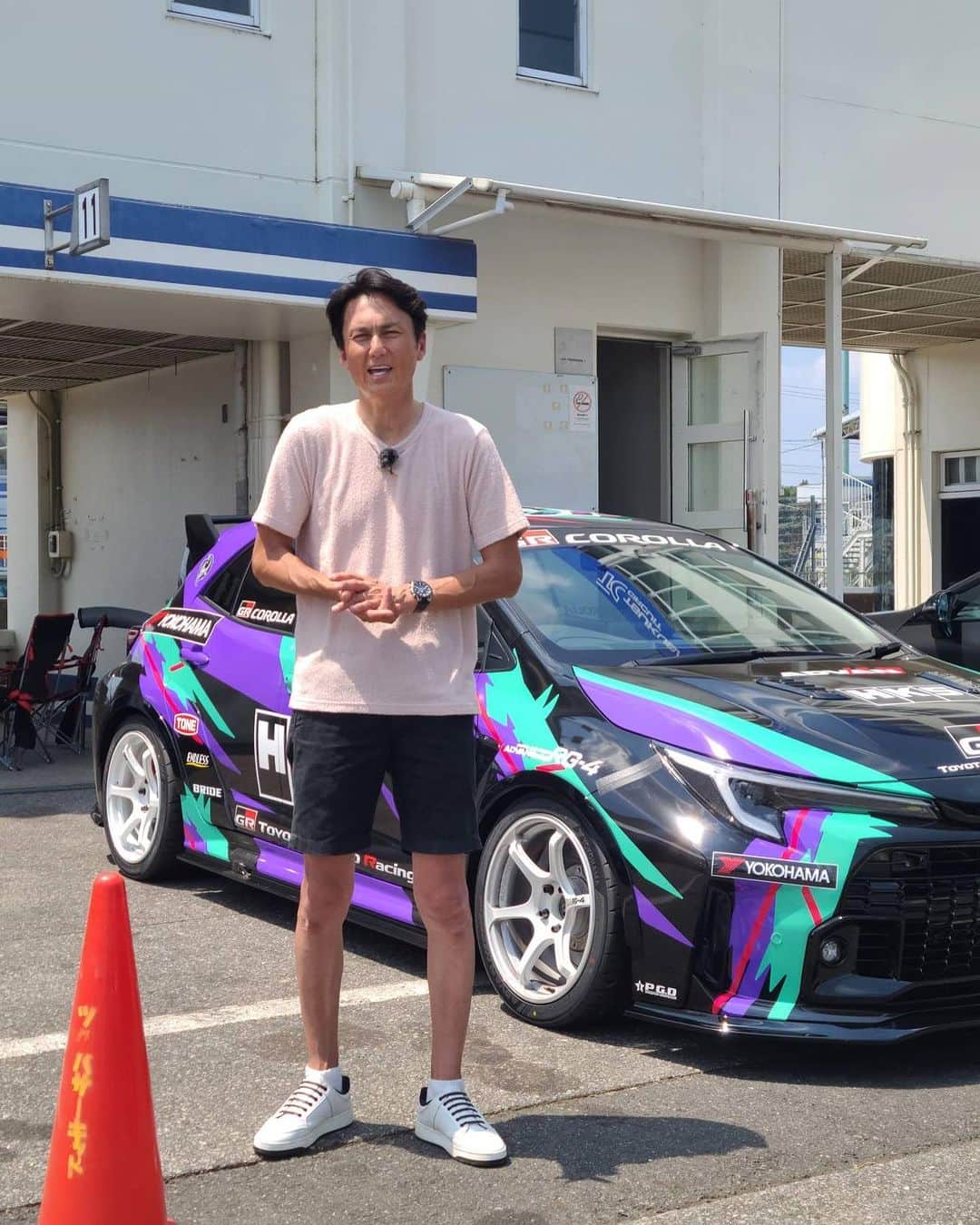 谷口信輝さんのインスタグラム写真 - (谷口信輝Instagram)「HKS GRカローラ モリゾーエディションのテストでした。今日の筑波は暑かった。 タイムなんか出るわけない。」7月28日 15時12分 - nobuterutaniguchi