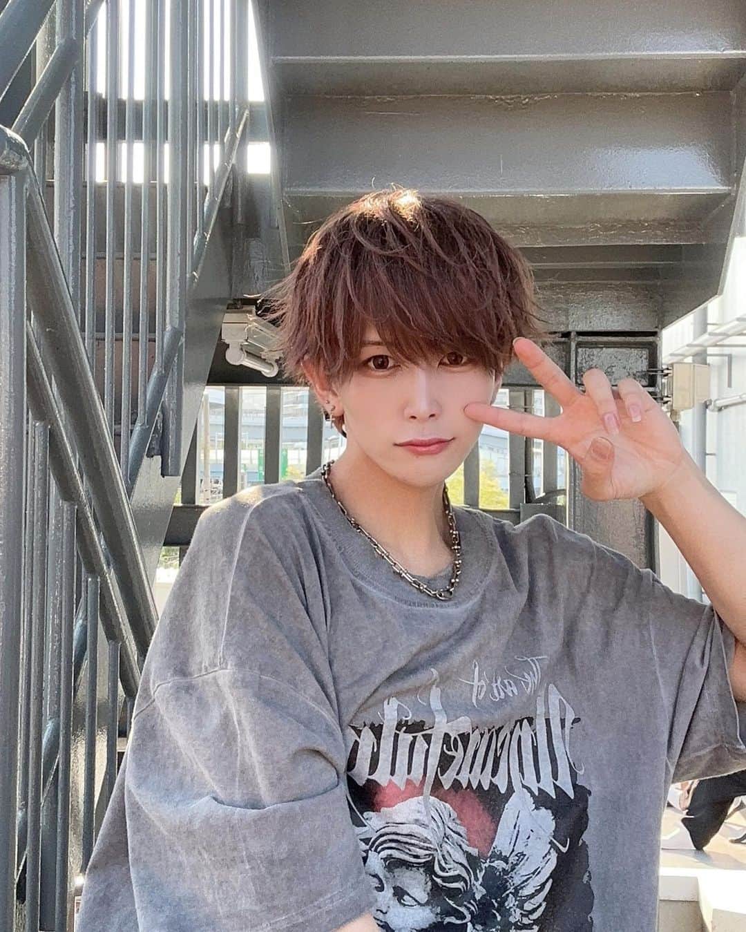 のインスタグラム：「夏は貴方と落ち合って、一緒に花火を見たいです」