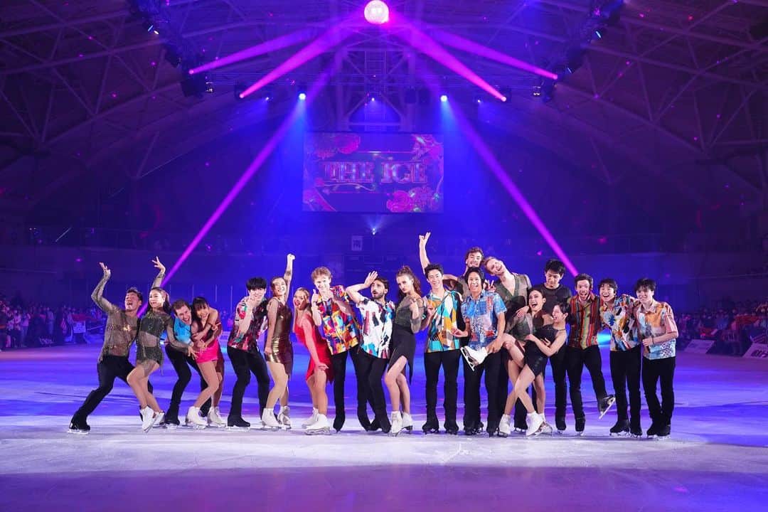 村元哉中のインスタグラム：「⠀  Thankyou 日光💛 So much fun and honored to share ice with everyone ! Amazing talented skaters !  Next stop Osakaaaa !!! 🙌🏻 @fstheice   📸:@yoshiki_kogaito」