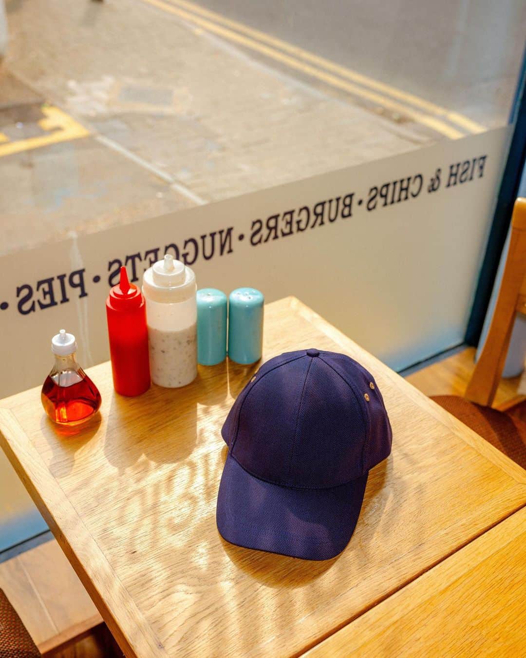 Ted Bakerのインスタグラム：「Hats off to you, summer.  #TedBaker #ItsAShoreThing」