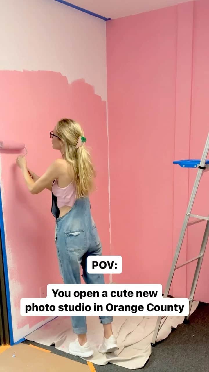 のインスタグラム：「We have had so much fun creating this place🙃 @studioariesoc now available on @peerspace 📷   #peerspace #ocphotostudio #photostudio #oc」