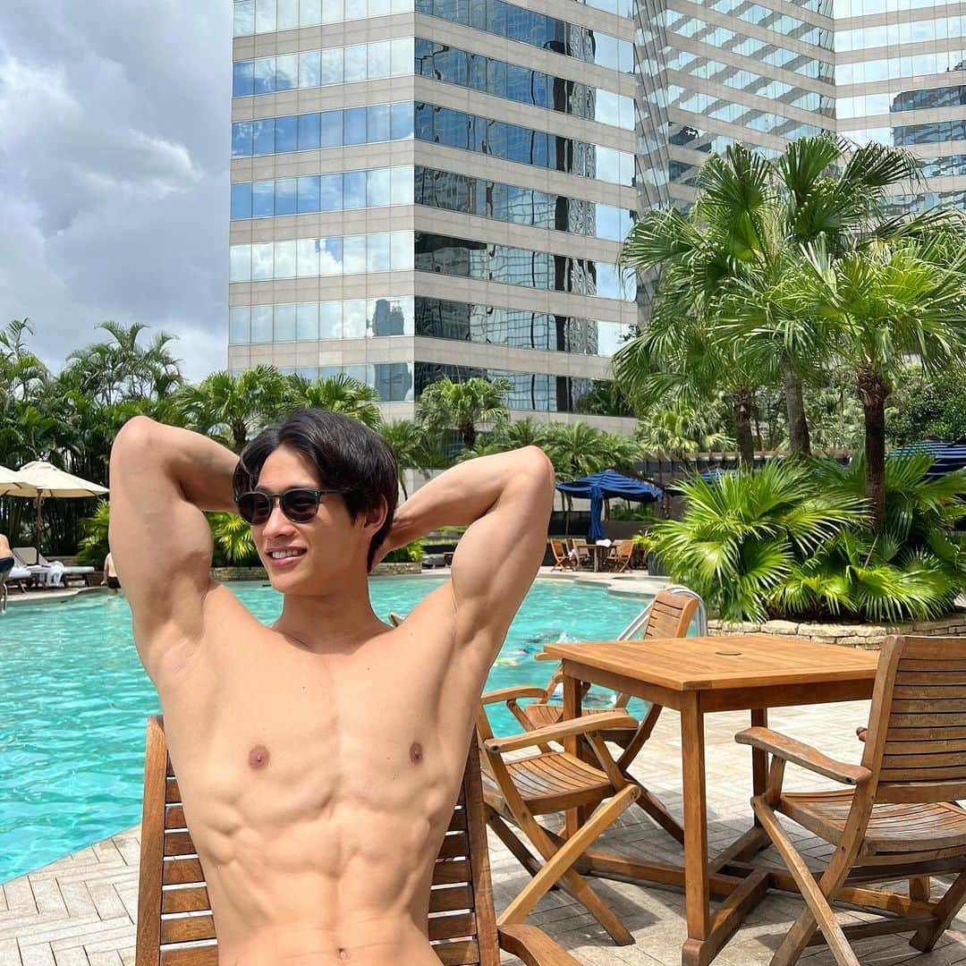 中道理央也さんのインスタグラム写真 - (中道理央也Instagram)「Vacation 🏝️🏝️  #vacation #travel #hongkong #lifestyle #japanese #model #beach #workout #fitness」7月28日 17時54分 - lion_nakamichi