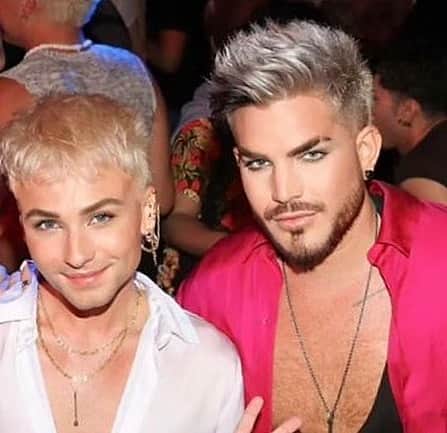 アダム・ランバートのインスタグラム：「Celebrating Oliver’s 28th 💕」