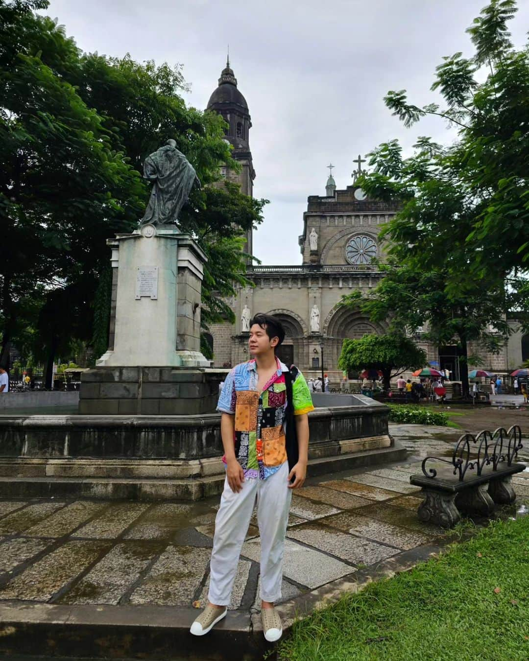 アイス・サランユーさんのインスタグラム写真 - (アイス・サランユーInstagram)「Mabuhay Philippines 🖐 Lost in Manila for one day🤍 นักท่องเที่ยวท่านหนึ่ง  เดินตั้งแต่เหนือจรดใต้ ตั้งแต่แดดออกยันฝนตกรอฝนหยุดแล้วเดินต่อ(ปวดตรีนแต่ใจรัก🤣) #philippines #manila  #icesarunyu  #icesarunyuinPhillippines #icesarunyuaroundtheworld」7月28日 18時30分 - icesarunyu