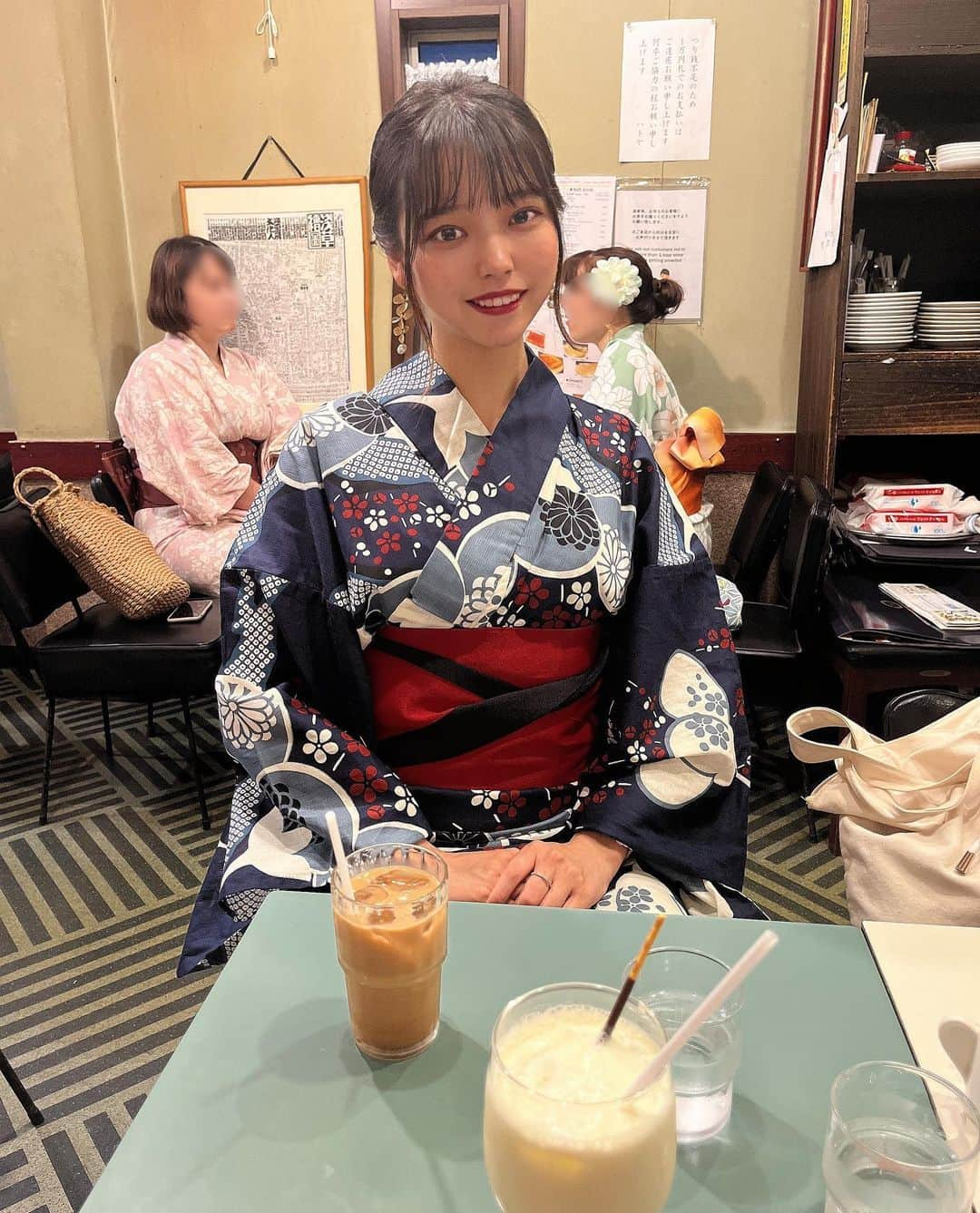 横山キラさんのインスタグラム写真 - (横山キラInstagram)「花火大会に行ってきました🎇  最近いろんな花火大会が再開していて、夏をより楽しめますね💕︎  次は夏祭り行きたいなぁ！   #葛飾納涼花火大会  #花火大会  #浴衣  #浴衣女子  #浴衣コーデ   #浴衣ヘア  #浴衣プリ」7月28日 18時50分 - kira_yokoyama_