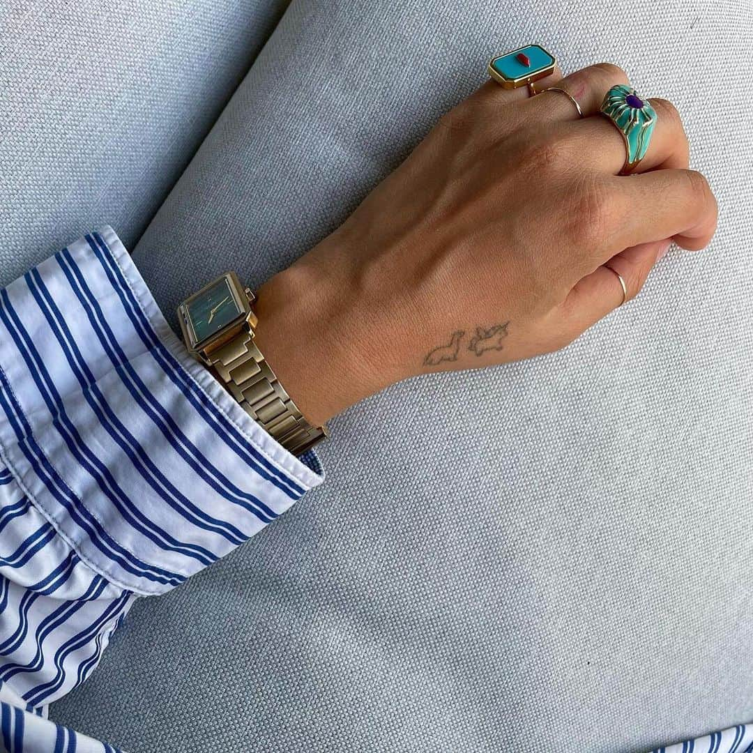 CLUSEさんのインスタグラム写真 - (CLUSEInstagram)「The summery colour combo that you were looking for 🤍 #CLUSE #CLUSEclub  Photo by @makeupbyirmart . . . . #ss23 #newcollection #summerstyle #springtrends #womenswatches #womensstyle #outfitinspo」7月28日 19時03分 - cluse