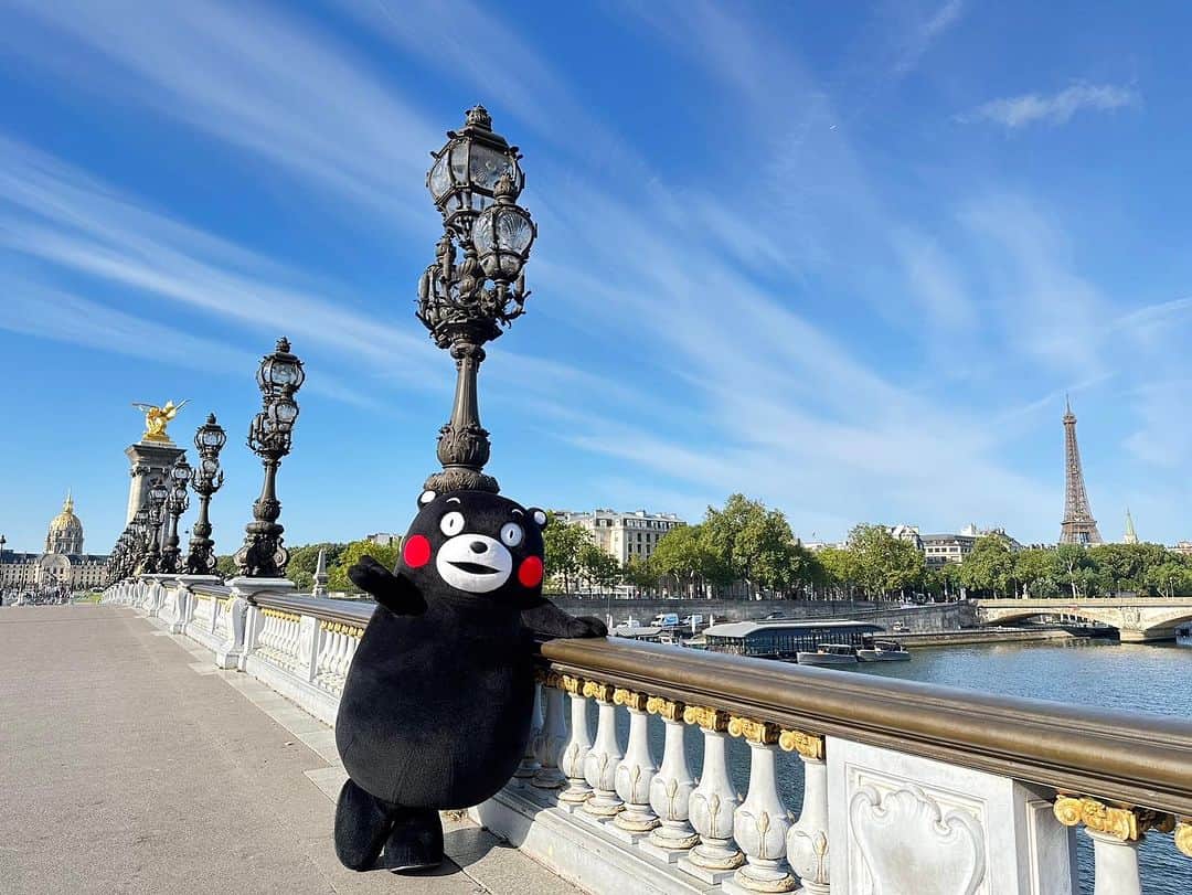 くまモン隊【official】さんのインスタグラム写真 - (くまモン隊【official】Instagram)「. フランス・パリで ジャパンエキスポ🇯🇵にも おじゃましました！🐻 なんと今回で8回目の出演！！！  くまモンの新曲 『“DANCE with KUMAMON” 』 お披露目をしたり  #096k熊本歌劇団 さん #kuniken さんとの 共演ステージなどなど、、、 大変盛り上がりました！🥰  こちらの様子もYouTubeに 後日アップされる予定です！ ぜひ今のうちにチャンネル登録を よろしくお願いします💁🏻‍♀️  【KumamonTV】 https://youtube.com/@KumamonTV  【KUMAMON Global Official】 https://youtube.com/@KUMAMONGlobalOfficial  #ジャパンエキスポ #japanexpo #フランス #France  #🇫🇷 #くまモン #kumamon #熊本熊」7月28日 19時20分 - 55_kumamontai