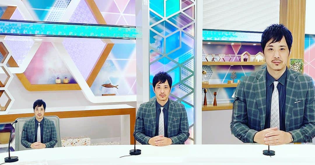藤原一裕のインスタグラム：「大中小でコメンテーターさせていただきました。  関西の皆さん、ありがとうございました。  #かんさい情報ネットten  #よみうりテレビ」
