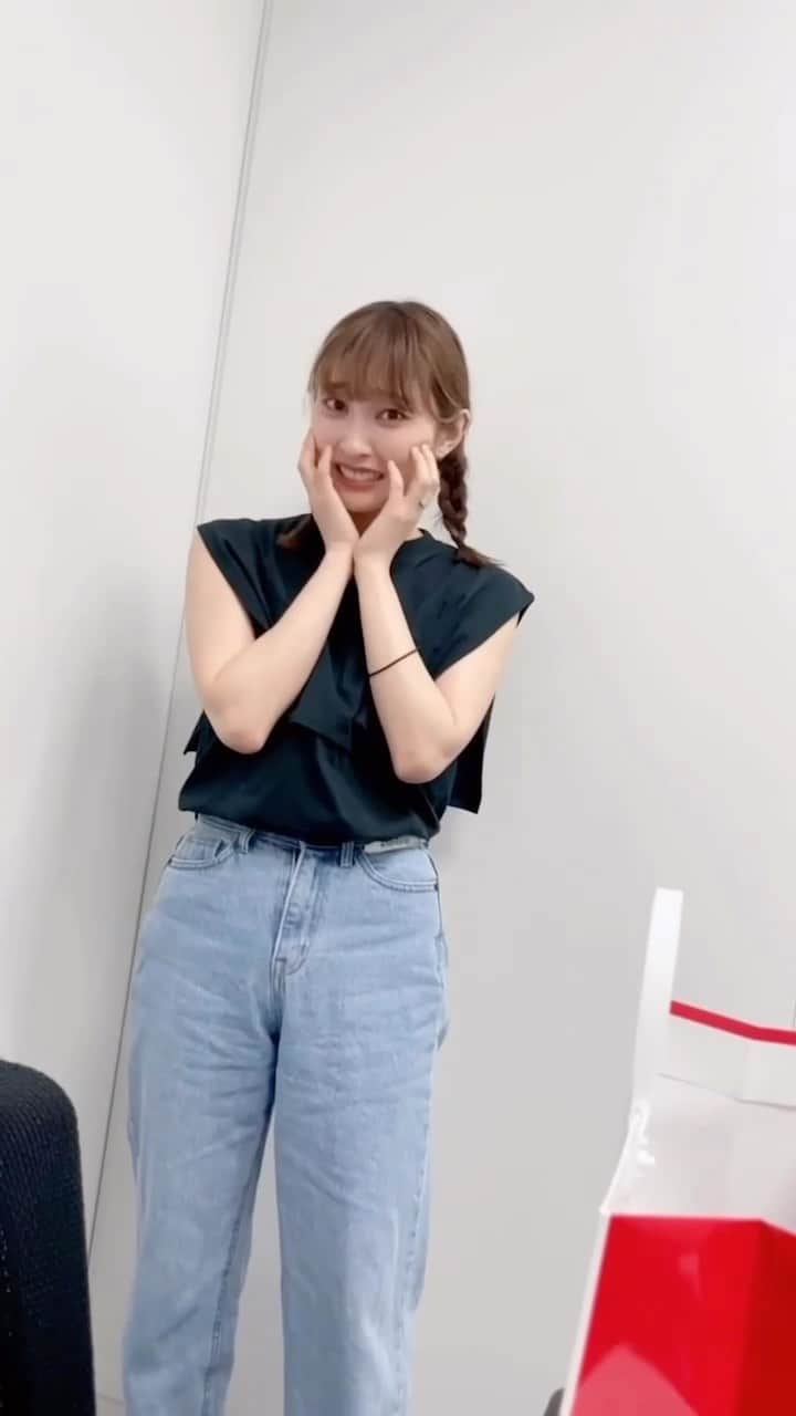 のインスタグラム：「暑過ぎて外出るのやだーー😊😊😊😊😊😊😊恐怖ーーー😊😊😊😊😊  #家入レオ」