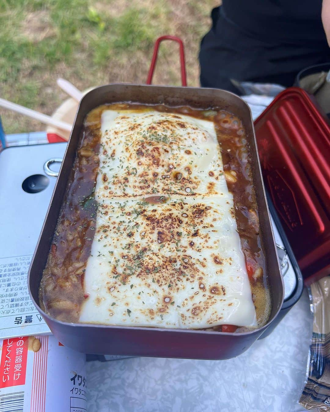 大矢真夕さんのインスタグラム写真 - (大矢真夕Instagram)「先日人生3度目の長野県阿智村に行って来ました😊  日本一星空が綺麗と言われている所です😌✨  1度目はたまたま満月の日に行ってしまって、明る過ぎて星が見えず  2度目は体調の悪い父と行ったので旅館に篭りきりで  今回3度目の正直でようやく満天の星を観ることができたよ。。🥹  写真は携帯で撮ったのでほぼ写ってないけど😀  温泉に入ったり、夜に月明かりしかない中吊り橋を渡ったり、川下りをしたり星を観にロープウェイで山頂に行ったりキャンプをしたりしました😊」7月28日 20時23分 - mayuohya