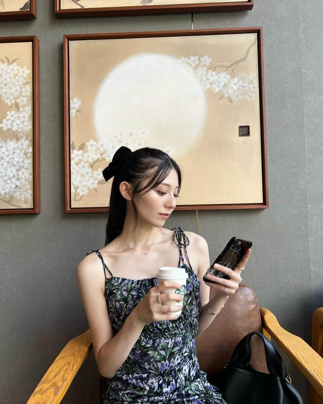 吉井美優のインスタグラム：「🪻🩶」