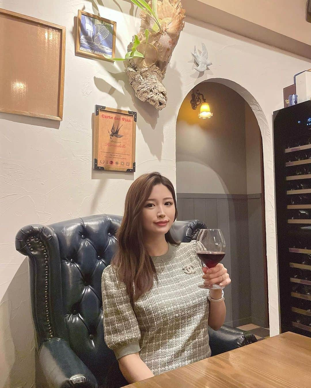 LIHOCOのインスタグラム：「࿓ dinner 🍷  ぜーんぶおいしかったなん💓 特に焼きたてフィナンシェが忘れられない🙈」