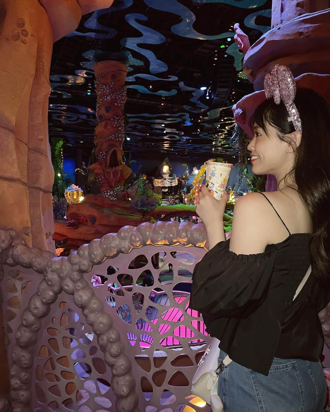 竹内舞のインスタグラム：「Disney sea🐭🏰♡  2年半ぶり、、🫣 乗り物結構乗れたの最高だった〜 次はランドいきたいなぁ❤️  #Disney #disneysea」