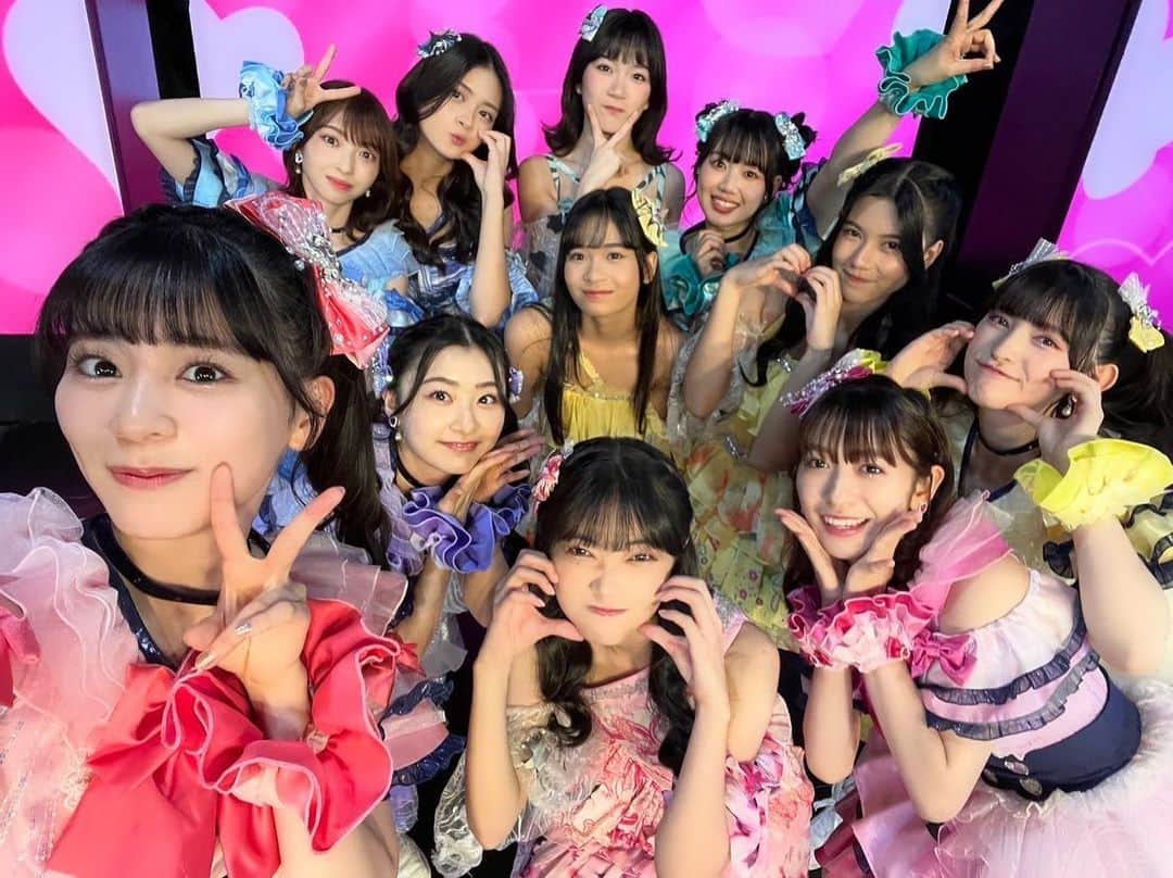 辻野かなみさんのインスタグラム写真 - (辻野かなみInstagram)「JKT48さん🥰  劇場にもお邪魔することができました✨ みんな可愛い💓  Senang berkenalan dengan kalian!🤍  #JKT48  #インドネシア　#ジャカルタ #Indonesia #djakarta  #follome  #辻野かなみ　#かなみん　 #超ときめき宣伝部　#超とき宣 #𝗂𝗇𝗌𝗍𝖺𝗀𝗈𝗈𝖽 #𝗂𝗇𝗌𝗍𝖺𝗅𝗂𝗄𝖾 #𝖿𝗈𝗅𝗅𝗈𝗐𝗆𝖾 #𝗅𝗈𝗏𝖾 #데일리룩　#데일리룩코디　#패션	#오오티디 #데일리　#좋아요　#팔로우」7月28日 20時57分 - kanami_tsujino_official