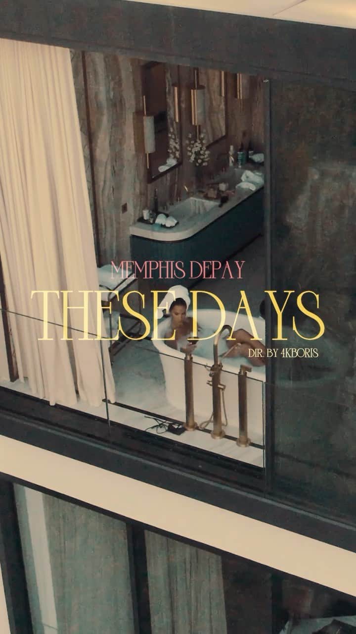 メンフィス・デパイのインスタグラム：「THESE DAYS VIDEO OUT NOW!  This one hits different ❤️‍🩹」