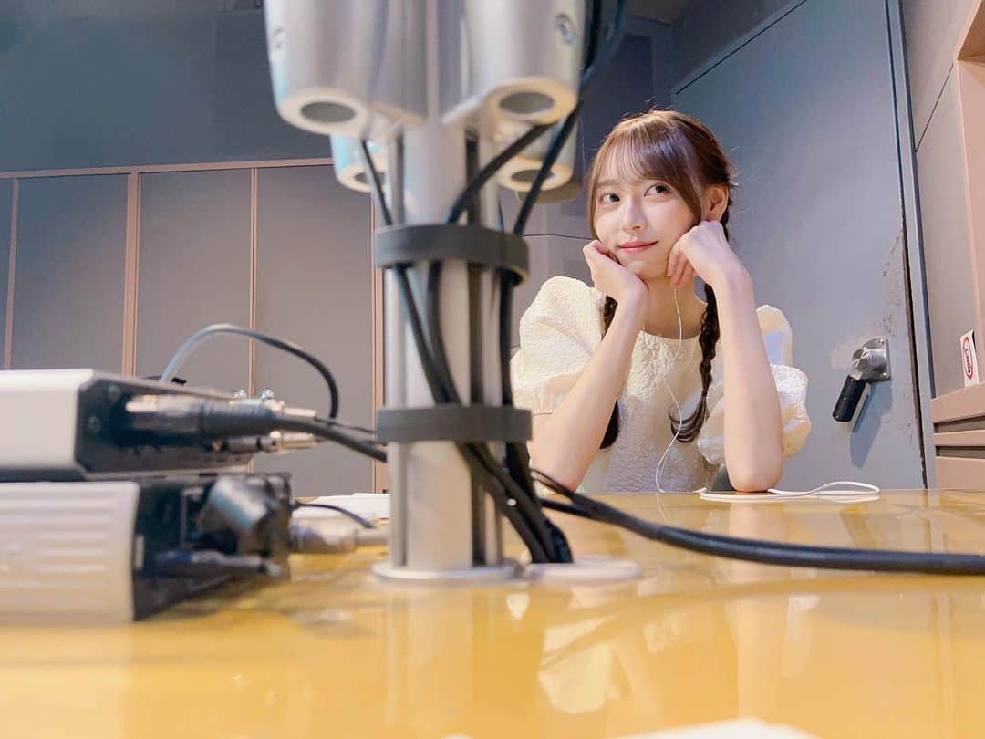 酒井健太のインスタグラム：「沈黙の金曜日  #まも」