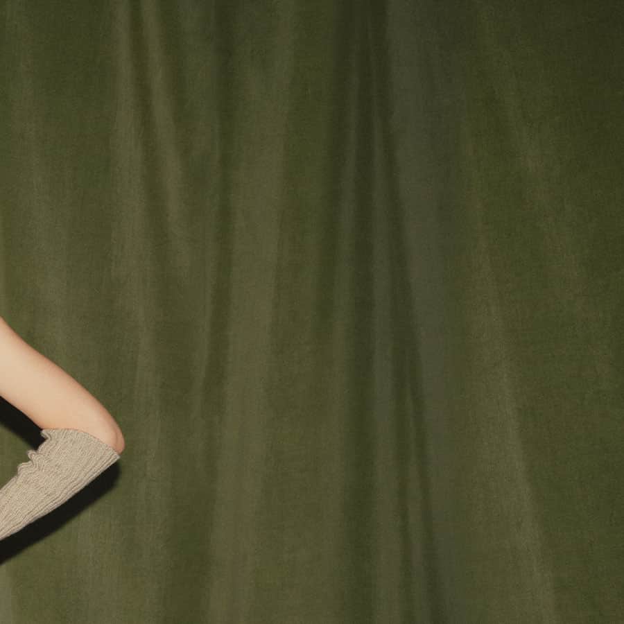 のインスタグラム：「ㅤ ㅤ CA4LA 2023 Autumn & Winter Collection [CONTINUATION] ㅤ 今までを、今まで以上に ㅤ  帽子ひとつで、誰かの日常をファッションとして、 ファンクションとして後押しし続ける。  ㅤ その原点回帰のために、歩を進めるために、 2023 Autumn & Winter Collectionは「CONTINUATION(継続)」をテーマに、 私たちのスタンダードを見直し、トレンドを加味した新作をご用意しました。  ㅤ シーズンルックでぜひご覧ください。  https://www.ca4la.com/special/aw2023/ ㅤ ㅤ ㅤ ㅤ #CA4LA #帽子  #SEASONLOOK  #ハット #バケットハット #飛行帽 #キャップ」