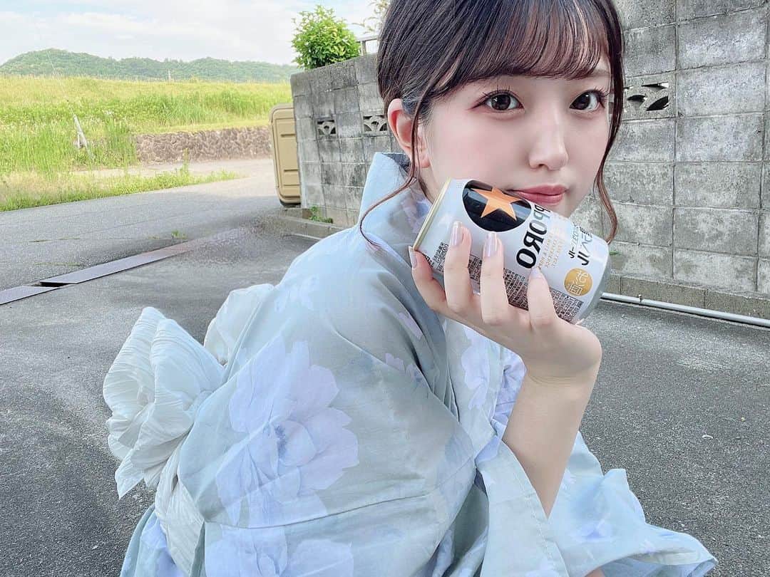 郷杏樹さんのインスタグラム写真 - (郷杏樹Instagram)「ビール飲めません🍻  #浴衣 #浴衣ヘア #yukata」7月28日 21時02分 - mini_size0