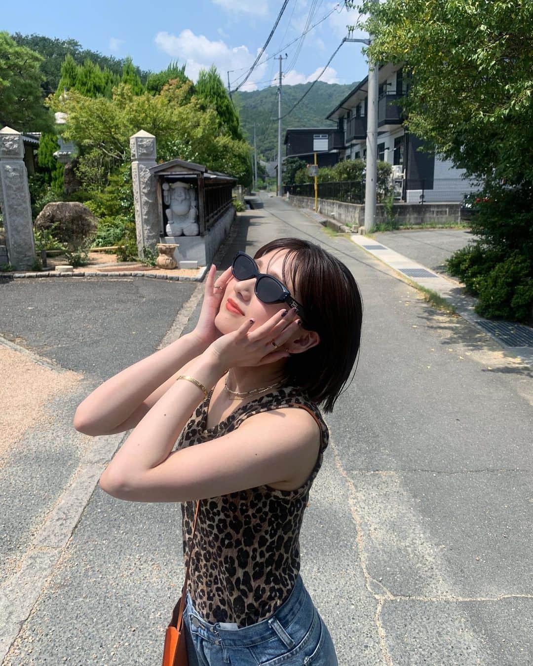 櫻井紗季さんのインスタグラム写真 - (櫻井紗季Instagram)「🕶️⚡️🐅 日差しに弱いのでサングラスが必須..！ もう一つくらいお迎えしたいな @gentlemonster」7月28日 21時09分 - saki_sakurai_official