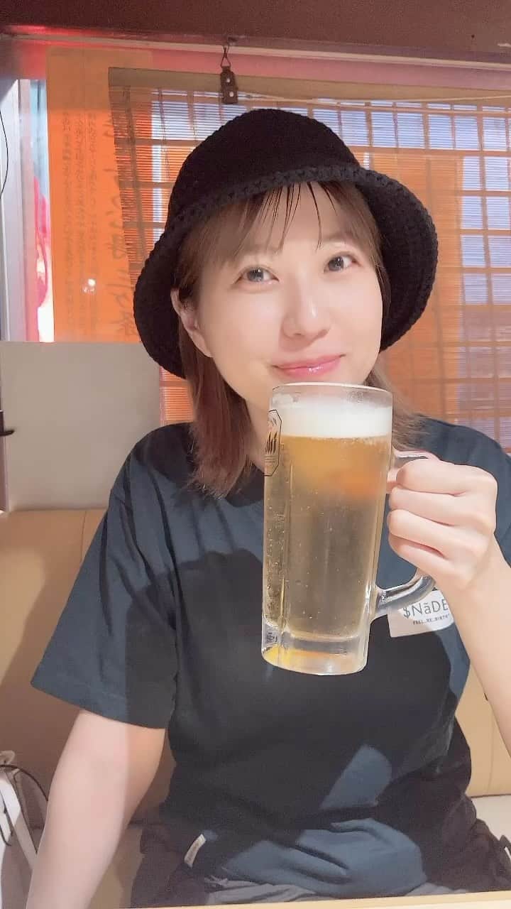 天野麻菜のインスタグラム：「ビール女子。3552」