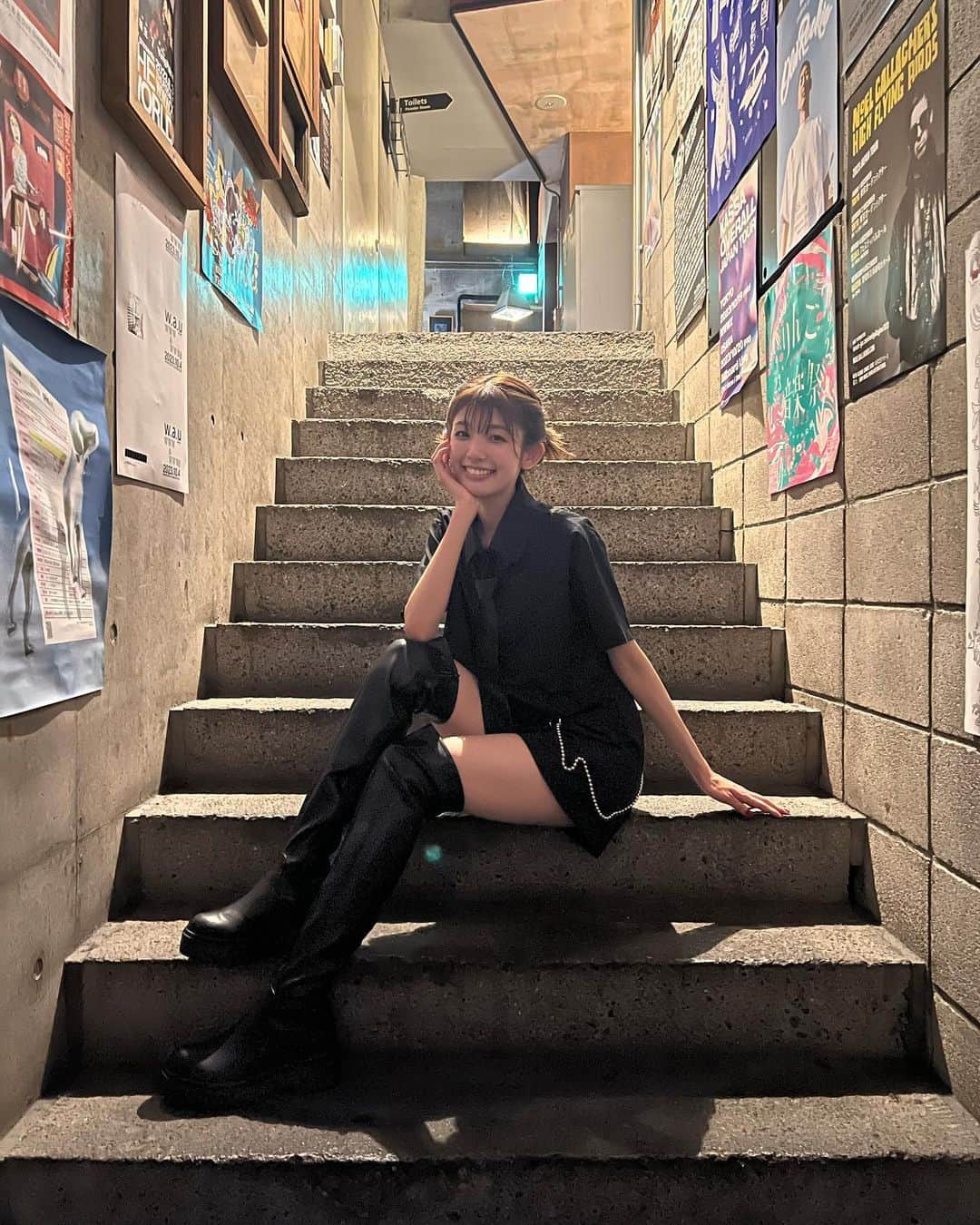 里菜さんのインスタグラム写真 - (里菜Instagram)「きらーん✨」7月28日 21時23分 - rina_crownpop