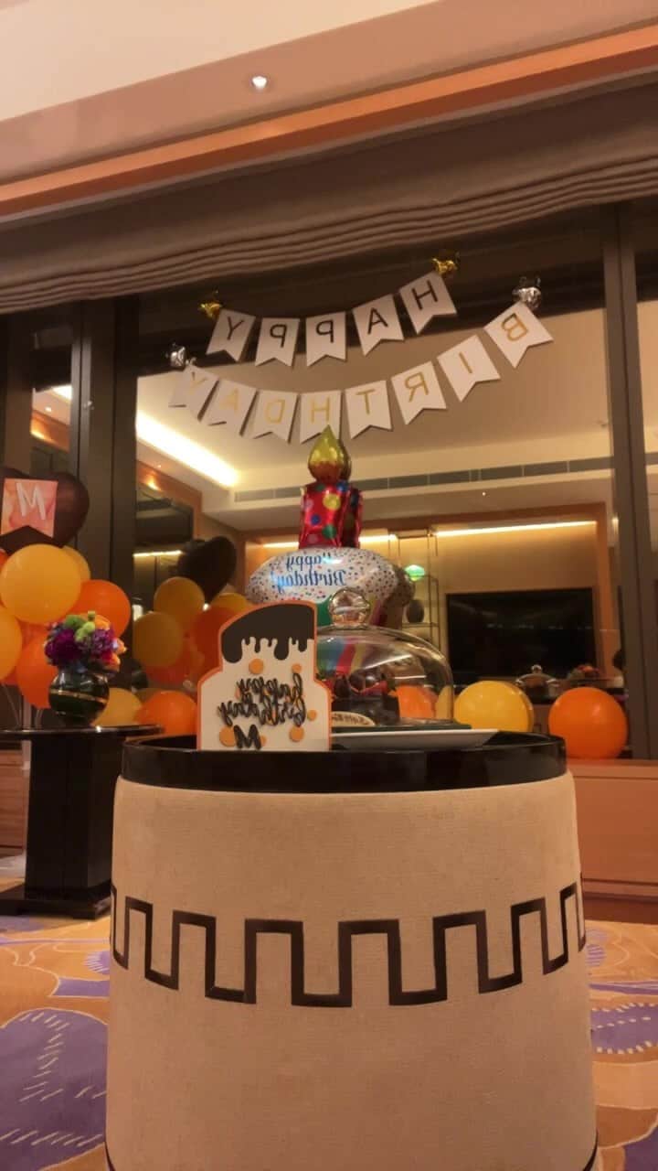 イ・ミヌのインスタグラム：「민봉이 생일🎂」
