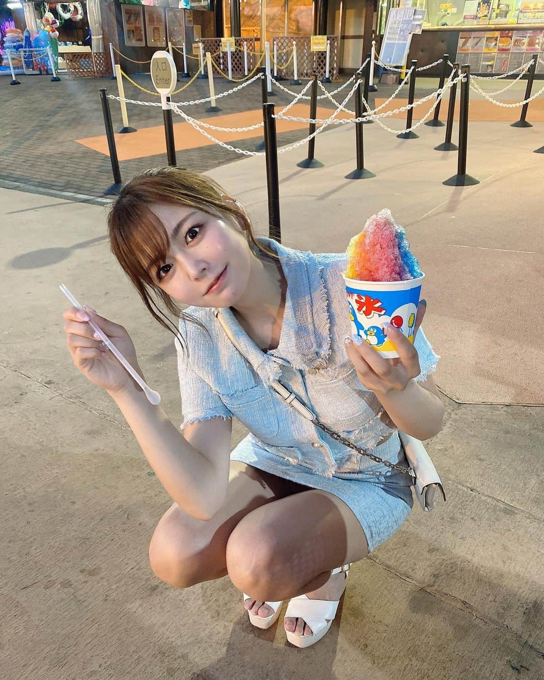 水瀬琴音さんのインスタグラム写真 - (水瀬琴音Instagram)「🍧🌈🌈 ・ レインボーかき氷( *¯꒳¯*)💗  みんなは何味が好き？♡ ・ ・ ・ #summer #summertime  #夏 #かき氷 #ポニーテール #暑い #夏コーデ #セットアップ」7月28日 21時28分 - kotone_dayo___