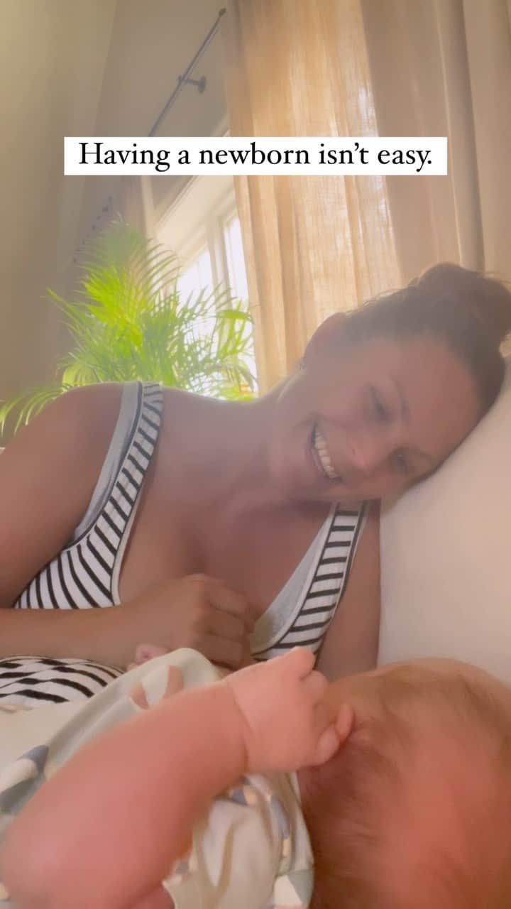 レイチェル・ブレイセンのインスタグラム：「🥹❤️ shoutout to every mother out there   you are doing a FANTASTIC job. promise❤️   #motherhood #postpartum #baby #family #newborn #life」