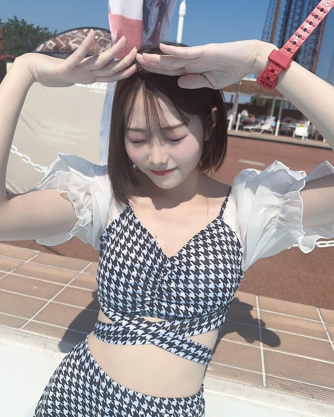 橋本桃呼さんのインスタグラム写真 - (橋本桃呼Instagram)「まぶしいかった☀️  #水着 #水着コーデ #水着女子 #プール #夏 #instagramjapan  #instagood #instapic #instagood #japanesegirl #japaneseidol #kawaiigirl #followme #일상 #셀카 #셀스타그램 #ボブ #ボブヘア」7月28日 21時45分 - momoko__3628