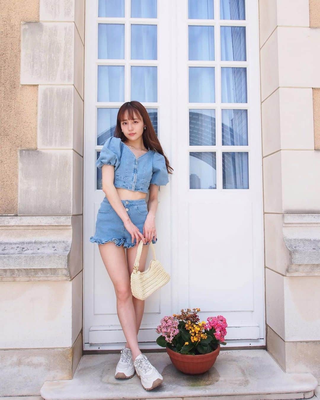 のインスタグラム：「🩵💐 #denim」