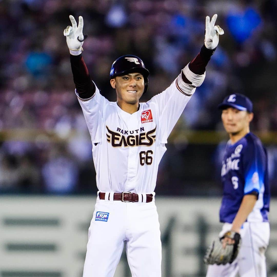 東北楽天ゴールデンイーグルスさんのインスタグラム写真 - (東北楽天ゴールデンイーグルスInstagram)「⚾️  ⚾️E 5-1 L⚾️ 岸選手が7回109球5安打無失点6奪三振の好投で4勝目‼️✨ 打線は4回に一挙5得点でしっかり援護💪🏼 フランコ選手が先制の8号3ラン🔥🔥 さらにチャンスを作ると村林選手が2点タイムリー2ベース✌🏼 投げては2番手の渡辺翔太選手が2奪三振で1回無失点💯  #鷲が掴む #rakuteneagles #岸孝之 #村林一輝  #炭谷銀仁朗 #マイケルフランコ #渡辺翔太 #西川遥輝」7月28日 21時57分 - rakuten_eagles