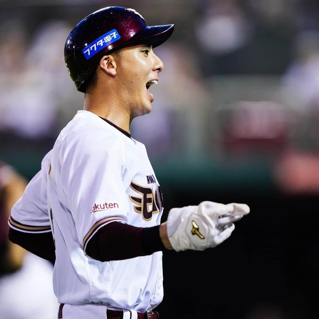 東北楽天ゴールデンイーグルスさんのインスタグラム写真 - (東北楽天ゴールデンイーグルスInstagram)「⚾️  ⚾️E 5-1 L⚾️ 岸選手が7回109球5安打無失点6奪三振の好投で4勝目‼️✨ 打線は4回に一挙5得点でしっかり援護💪🏼 フランコ選手が先制の8号3ラン🔥🔥 さらにチャンスを作ると村林選手が2点タイムリー2ベース✌🏼 投げては2番手の渡辺翔太選手が2奪三振で1回無失点💯  #鷲が掴む #rakuteneagles #岸孝之 #村林一輝  #炭谷銀仁朗 #マイケルフランコ #渡辺翔太 #西川遥輝」7月28日 21時57分 - rakuten_eagles