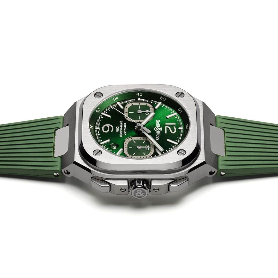 ベル&ロスさんのインスタグラム写真 - (ベル&ロスInstagram)「The BR 05 Chrono Green Steel comes in a stainless-steel strap that integrates perfectly with the 42mm wide case as well as a green rubber strap that goes harmoniously with the color of the dial reinforcing the calm of nature.   Discover more via the link in our bio.   #bellross #timeinstruments #BR05 #BR05Chrono」7月28日 22時03分 - bellrosswatches