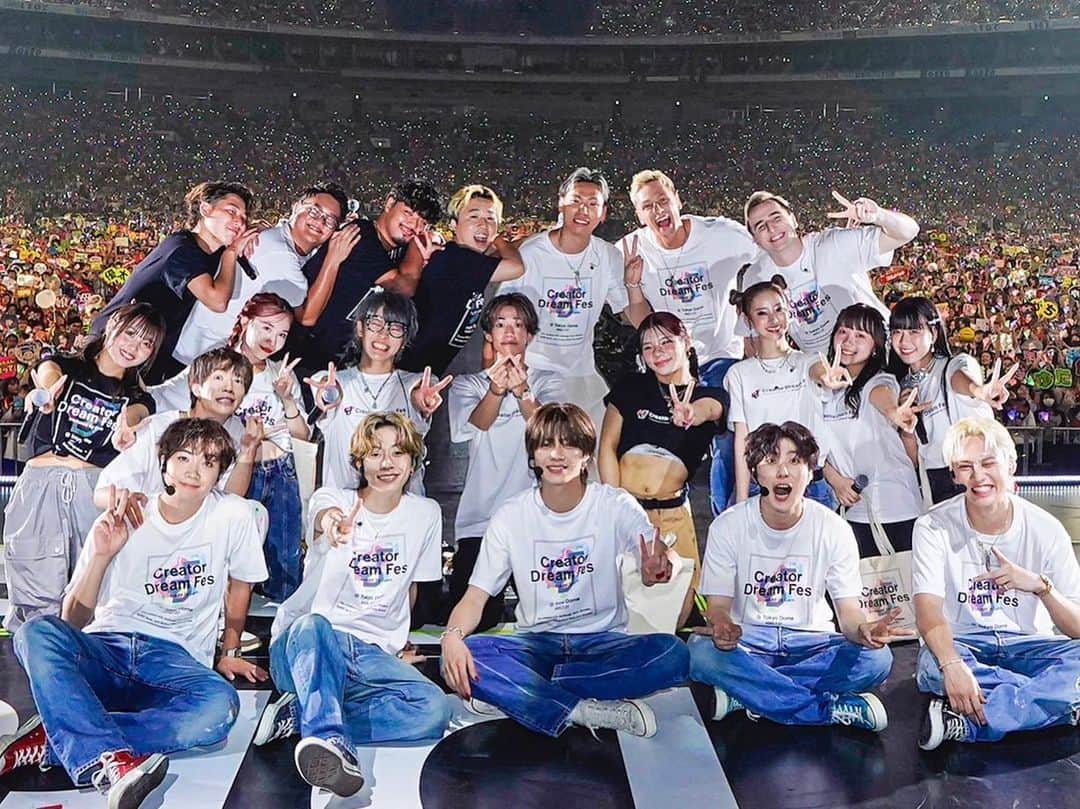 島袋さんさんのインスタグラム写真 - (島袋さんInstagram)「最高の景色をありがとうございます #cdf  #東京ドーム #エスポ #コムドット #むくえなちっく。 #サワヤン #スカイピース #とうあ #ばんばんざい #中町綾 #コムポワール」7月28日 22時04分 - agovukuro