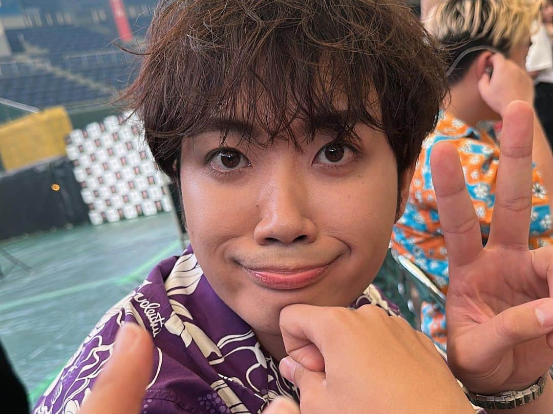 島袋さんさんのインスタグラム写真 - (島袋さんInstagram)「最高の景色をありがとうございます #cdf  #東京ドーム #エスポ #コムドット #むくえなちっく。 #サワヤン #スカイピース #とうあ #ばんばんざい #中町綾 #コムポワール」7月28日 22時04分 - agovukuro
